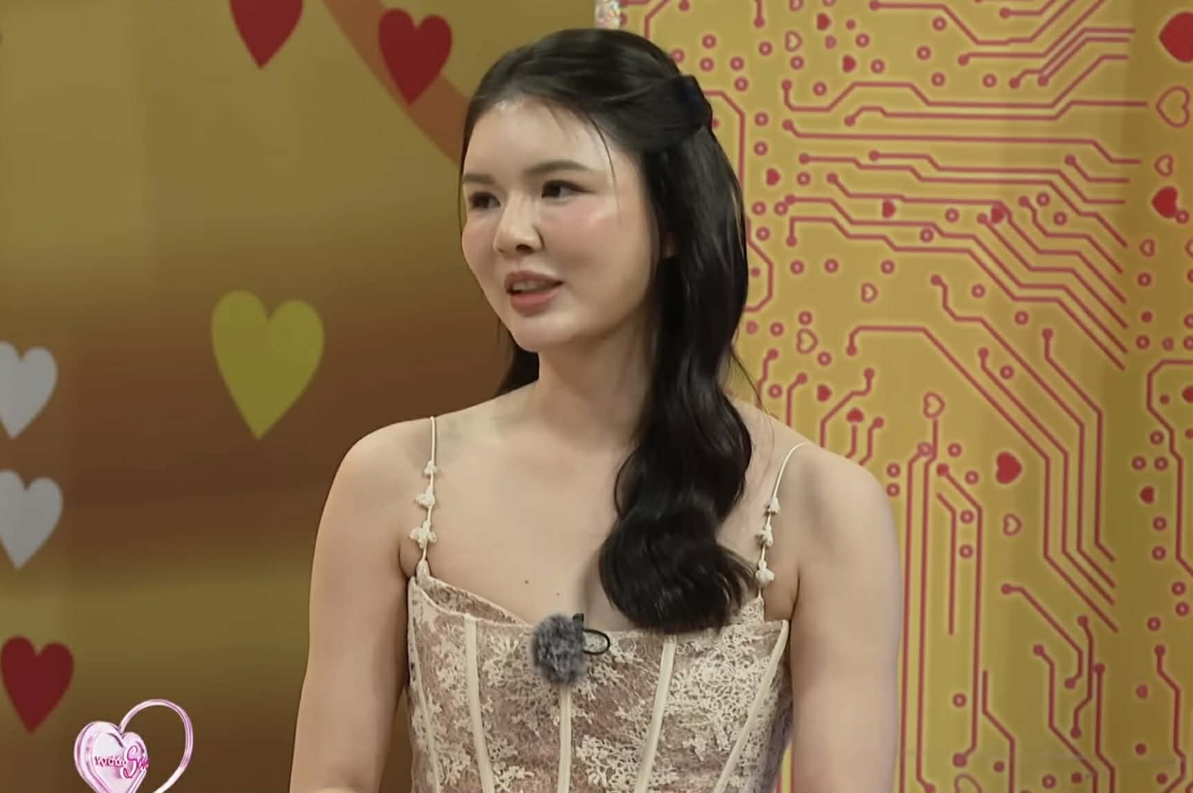 Chủ tiệm bánh mì “dụ” anh nhân viên văn phòng - Ảnh 2.