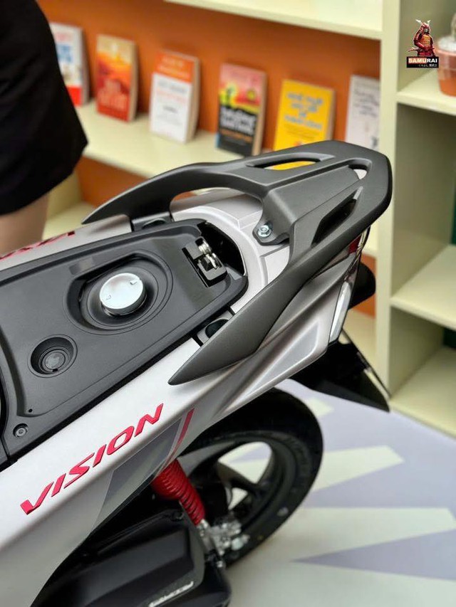 Mỗi ph&uacute;t c&oacute; 1 chiếc xe tay ga n&agrave;y b&aacute;n ra, gi&aacute; chỉ hơn 31 triệu đồng cho phi&ecirc;n bản 2026 - Ảnh 6.