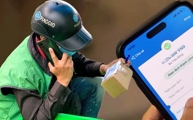 4 tổ c&ocirc;ng t&aacute;c toả đi 4 tỉnh, th&agrave;nh, tiến h&agrave;nh 6 cuộc kh&aacute;m x&eacute;t khẩn cấp, bắt nhiều đối tượng - Ảnh 3.