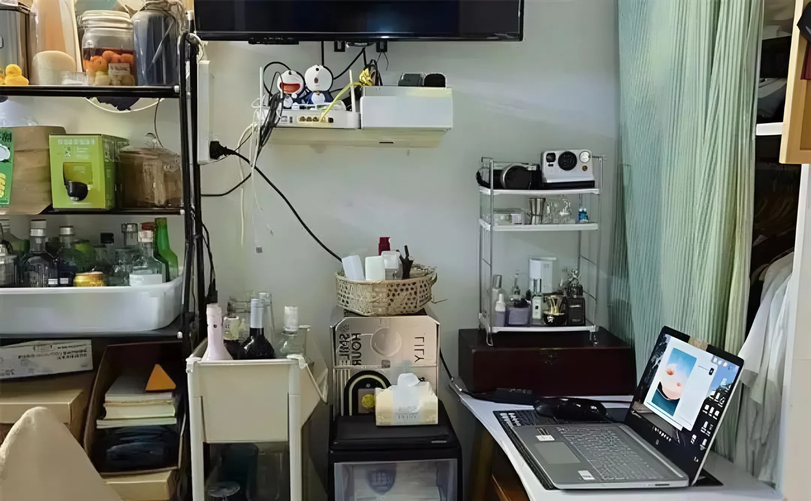 Thánh thần ơi: Nhà Hong Kong chỉ 5m² vẫn tận dụng được từng kẽ hở, muốn bái gia chủ làm sư phụ! - Ảnh 3.