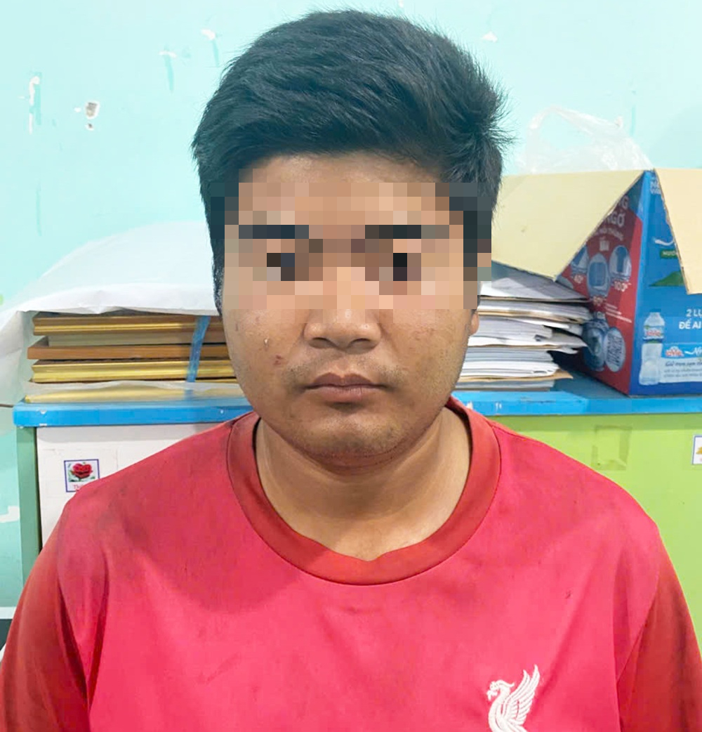 Nam thanh ni&ecirc;n &ldquo; Lưu Bị &rdquo; Bị phạt 2 , 5 triệu đồng v&igrave; b&aacute;o tin giả về ch&aacute;y kho trấu - Ảnh 1.