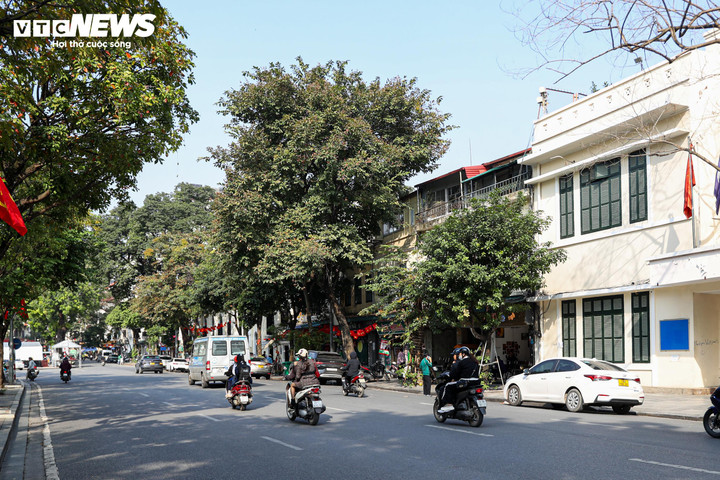 Bồi thường đất Hồ Ho&agrave;n Kiếm: Khu đất ' kim cương ' được đền b&ugrave; 400 tỷ đồng - Ảnh 2.