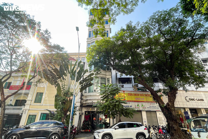 Bồi thường đất Hồ Ho&agrave;n Kiếm: Khu đất ' kim cương ' được đền b&ugrave; 400 tỷ đồng - Ảnh 13.