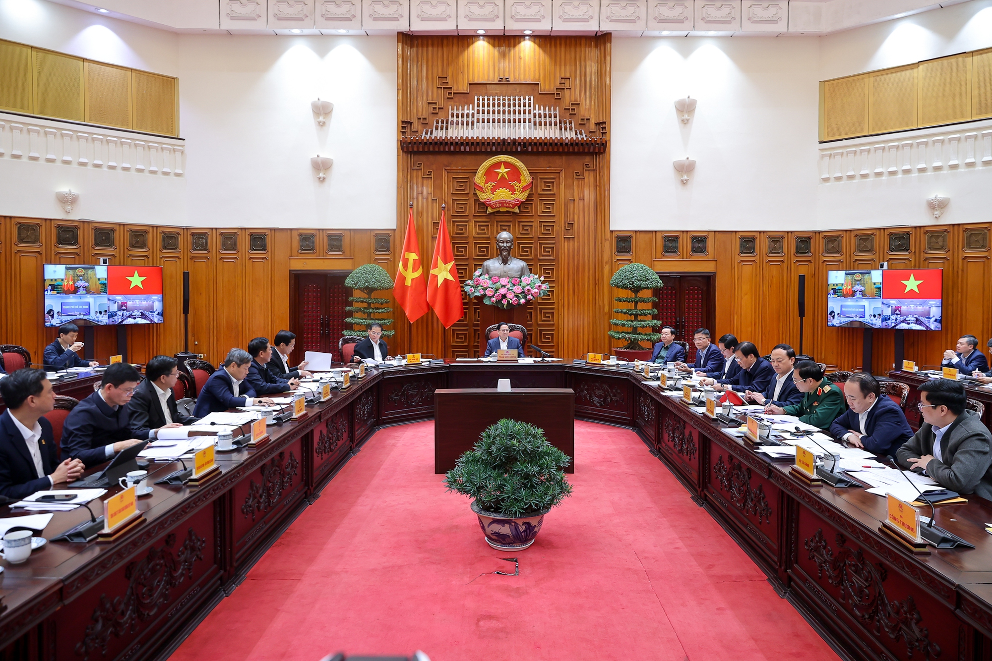 Đúng 2 ngày nữa, Việt Nam sẽ chứng kiến "kỷ lục" hơn 3 triệu tỷ đồng chỉ trong một ngày - Ảnh 1. Đúng 2 ngày nữa, Việt Nam sẽ chứng kiến "kỷ lục" hơn 3 triệu tỷ đồng chỉ trong một ngày - Ảnh 1.