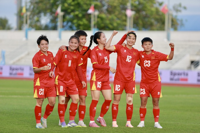 Chung kết b&oacute;ng đ&aacute; nữ SEA Games 33: Ng&ocirc;i hậu đối diện với thế lực mới - Ảnh 4.