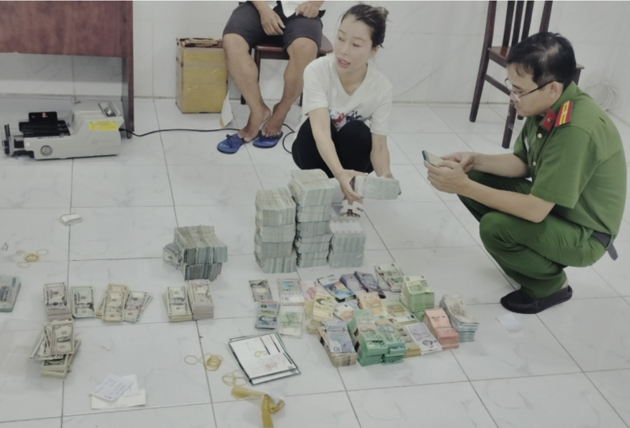 Chiêu thức rửa tiền TPHCM: Nhóm tội phạm sử dụng công nghệ cao để lừa đảo - Ảnh 2. Chiêu thức rửa tiền TPHCM: Nhóm tội phạm sử dụng công nghệ cao để lừa đảo - Ảnh 2.