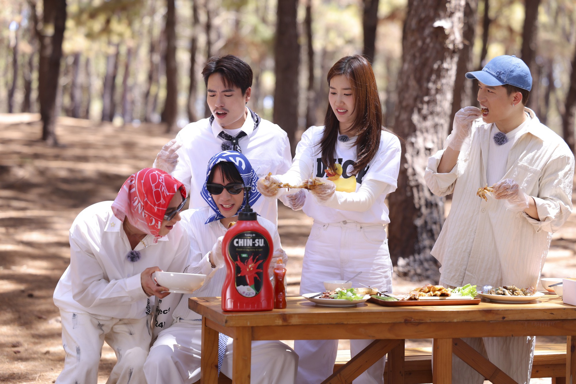 Super FMCG Brand: Đây là những nhãn hàng FMCG đang được giới trẻ "ưa chuộng" nhất WeYoung 2025! - Ảnh 5. Super FMCG Brand: Đây là những nhãn hàng FMCG đang được giới trẻ "ưa chuộng" nhất WeYoung 2025! - Ảnh 5.