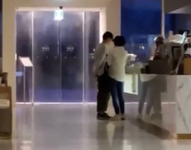 - Ảnh 2. - Ảnh 2.