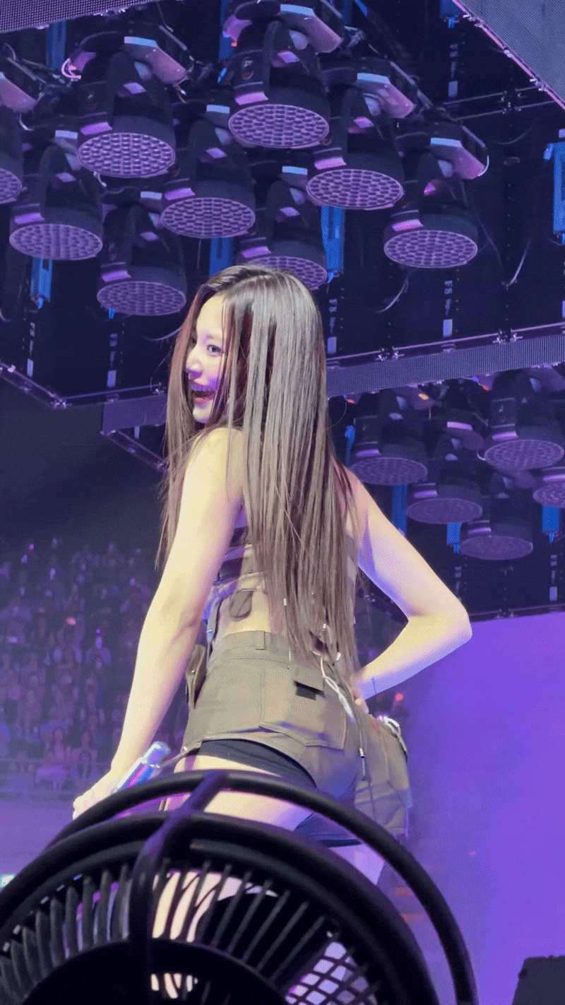 Mất 10 năm mới thấy mỹ nh&acirc;n đẹp nhất thế giới tỏa s&aacute;ng hơn bao giờ hết- Ảnh 3.