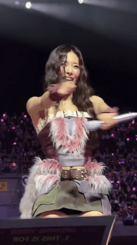 Mất 10 năm mới thấy mỹ nh&acirc;n đẹp nhất thế giới tỏa s&aacute;ng hơn bao giờ hết- Ảnh 2.