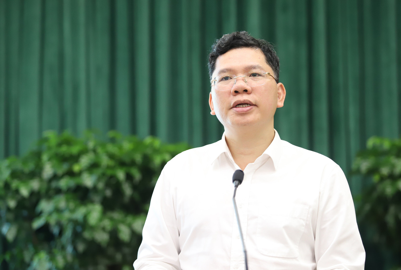 Ph&acirc;n c&ocirc;ng c&ocirc;ng t&aacute;c UBND TPHCM: Chủ tịch v&agrave; 9 Ph&oacute; Chủ tịch nhiệm kỳ 2021 - 2026 - Ảnh 4.