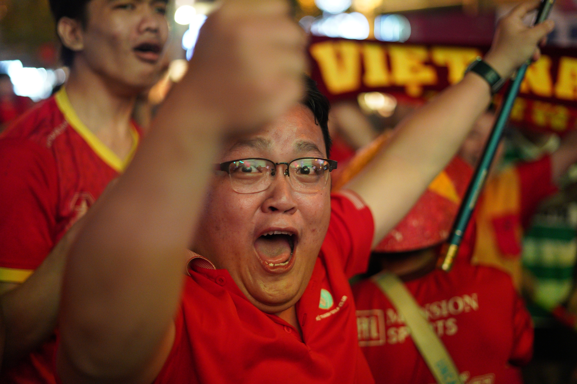 Cảnh tượng lâu rồi mới thấy trên phố đi bộ Nguyễn Huệ!- Ảnh 18. Cảnh tượng lâu rồi mới thấy trên phố đi bộ Nguyễn Huệ!- Ảnh 18.