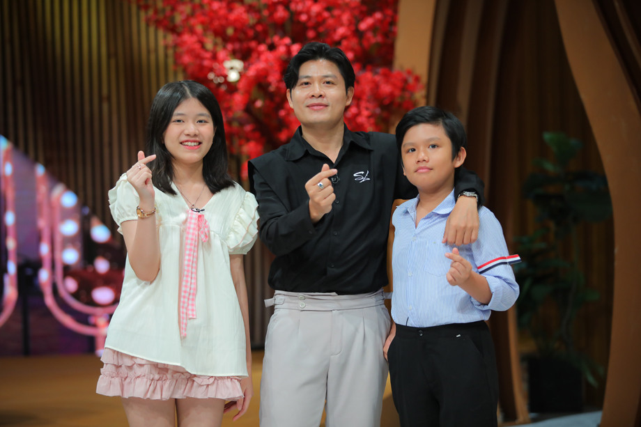 Nam nhạc sĩ mua 2 căn nhà nhờ 1 bài hit: Ly hôn, mẹ buồn tới nỗi nhập viện, 42 tuổi đỗ đại học - Ảnh 4. Nam nhạc sĩ mua 2 căn nhà nhờ 1 bài hit: Ly hôn, mẹ buồn tới nỗi nhập viện, 42 tuổi đỗ đại học - Ảnh 4.