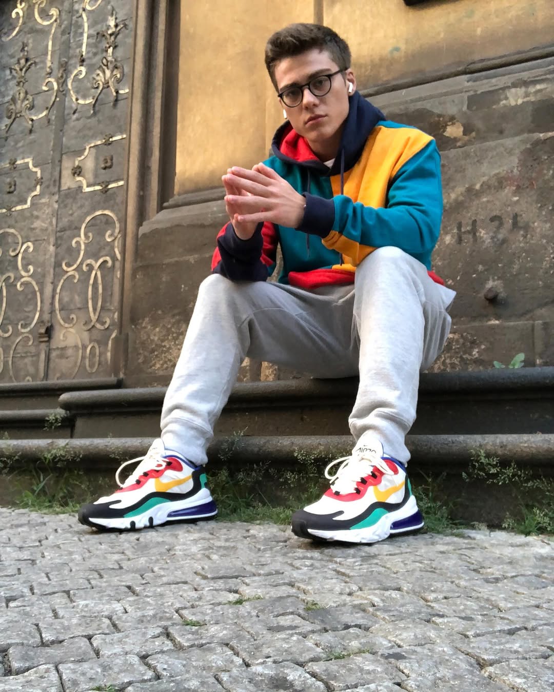 - Ảnh 3. - Ảnh 3.