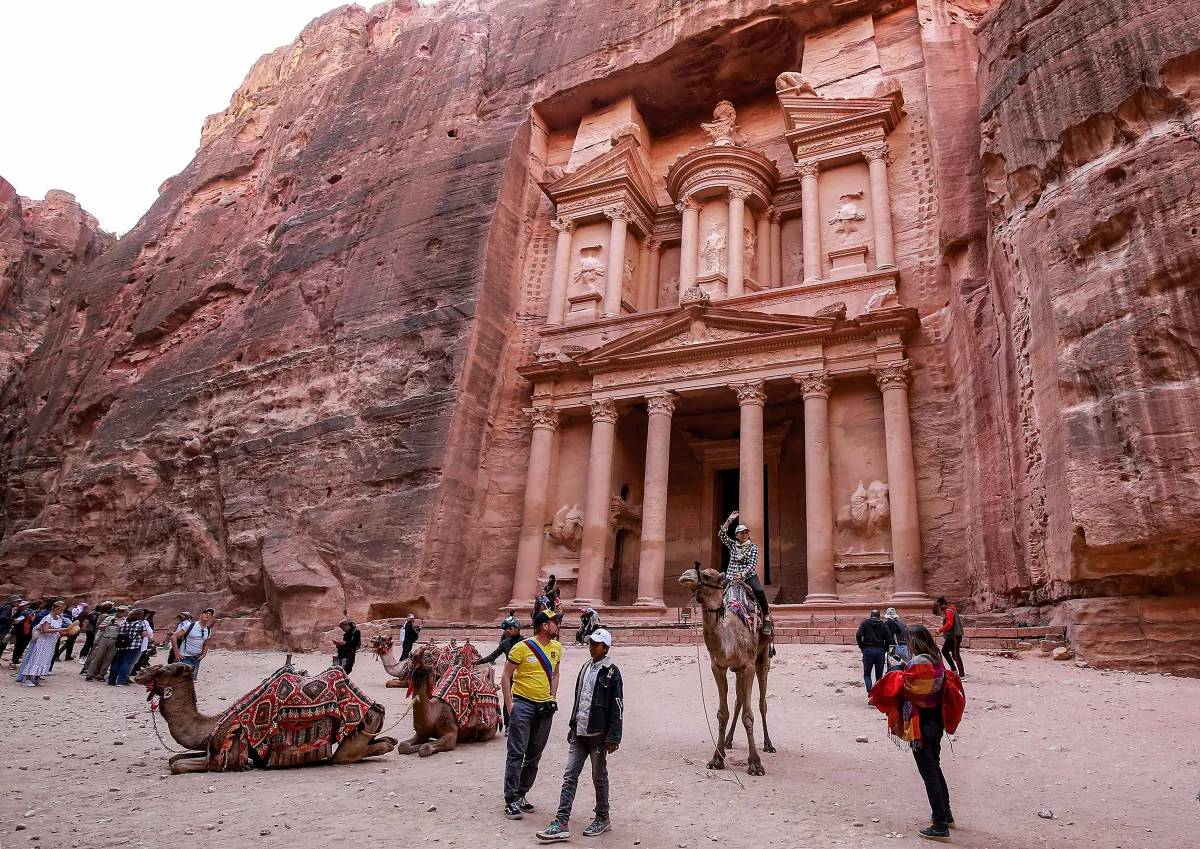 - Ảnh 1. - Ảnh 1.