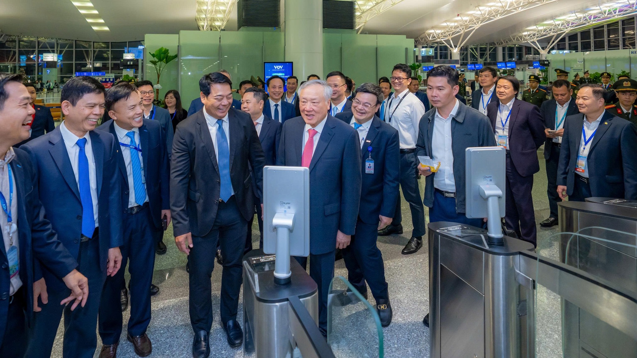 Kỷ lục chưa từng c&oacute; của Việt Nam đang diễn ra h&ocirc;m nay: Vingroup c&oacute; dự &aacute;n 37 tỷ USD 'khủng' nhất lịch sử - Ảnh 2.