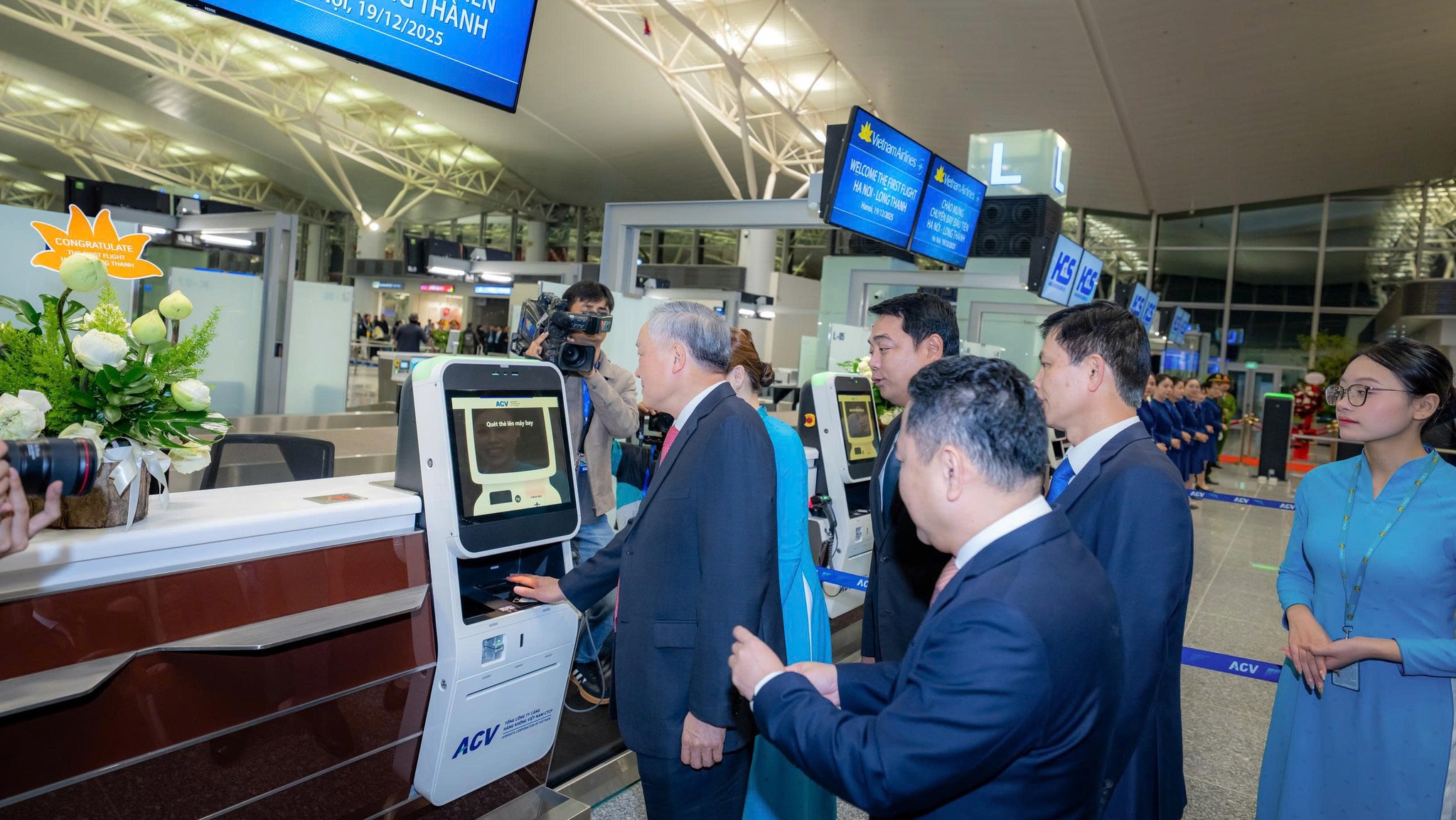 Kỷ lục chưa từng c&oacute; của Việt Nam đang diễn ra h&ocirc;m nay: Vingroup c&oacute; dự &aacute;n 37 tỷ USD 'khủng' nhất lịch sử - Ảnh 3.