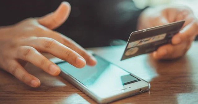 Người đ&agrave;n &ocirc;ng gửi tiết kiệm 71 tỷ đồng rồi mất trắng - Ảnh 3.