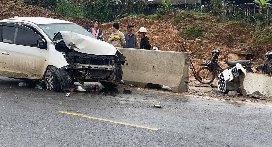 Gia đ&igrave;nh Đ&agrave; Nẵng gặp nạn tr&ecirc;n đường cao tốc , ch&aacute;u b&eacute; 9 th&aacute;ng tuổi tử vong - Ảnh 1.