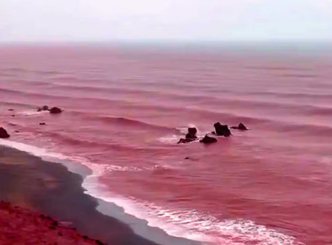 Mưa m&aacute;u tại đảo Hormuz: Cảnh tượng kỳ lạ g&acirc;y hoang mang  - Ảnh 2.