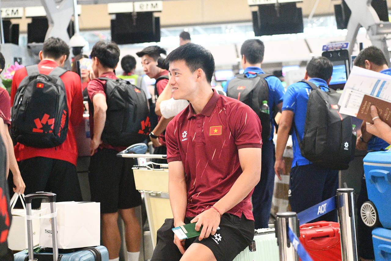 Trai đẹp U22 Việt Nam Đ&igrave;nh Bắc, Thanh Nh&agrave;n mang HCV về Việt Nam, thủ m&ocirc;n 1m91 visual s&aacute;ng bừng k&yacute; mỏi tay cho CĐV- Ảnh 6.