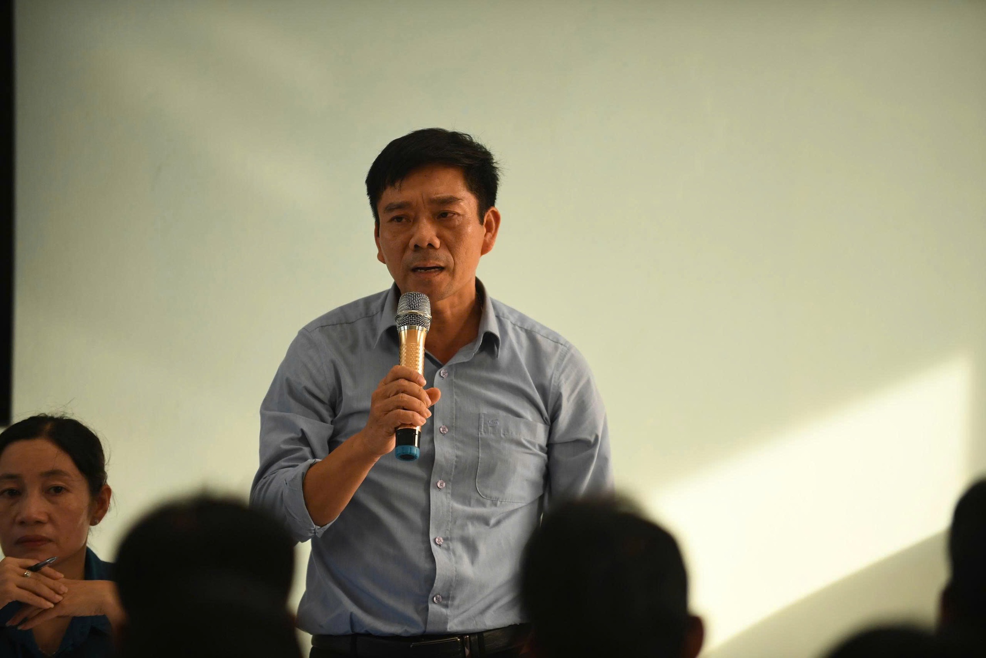 N&Oacute;NG: C&aacute;ch chức Hiệu trưởng Đỗ Văn Mỹ v&agrave; Ph&oacute; Hiệu trưởng Đỗ Thị Hồng Huế - Ảnh 2.