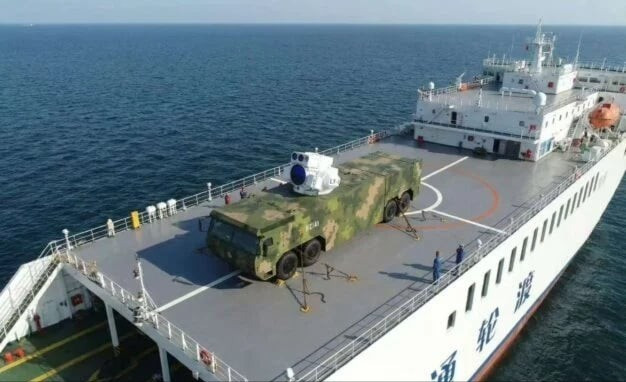 Trung Quốc thử nghiệm vũ kh&iacute; laser tr&ecirc;n t&agrave;u chở h&agrave;ng d&acirc;n sự đầy b&iacute; ẩn - Ảnh 1.