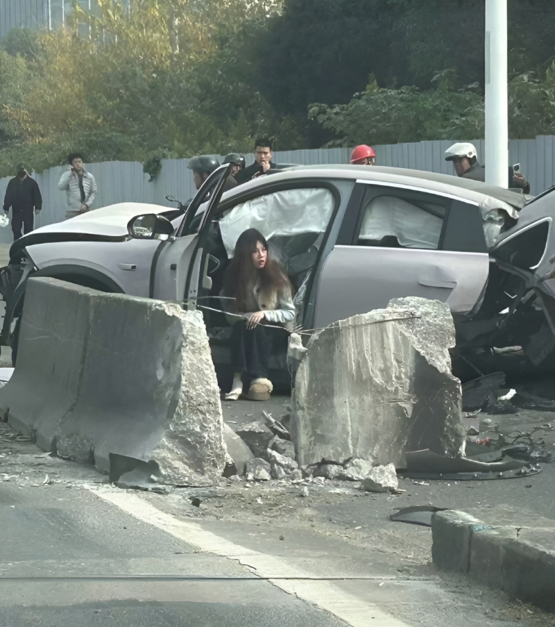 Nio EC6 gây ấn tượng với khả năng bảo vệ pin sau tai nạn nghiêm trọng - Ảnh 3.