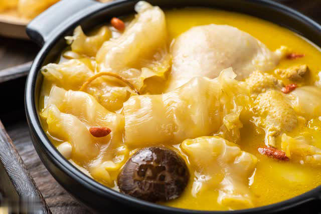 Ăn thịt gà, nhiều người mắc 8 sai lầm gây bệnh nặng- Ảnh 2.