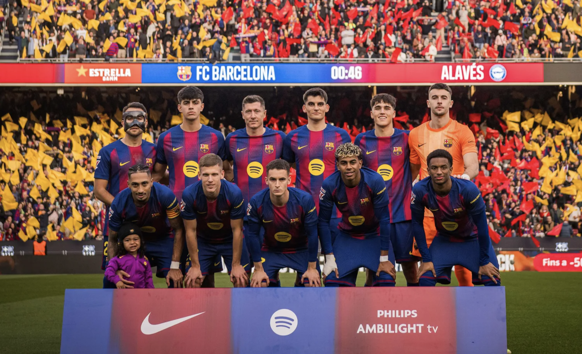 Sao Barcelona được cho nghỉ "vô thời hạn" sau khi nhận thẻ đỏ - Ảnh 4.