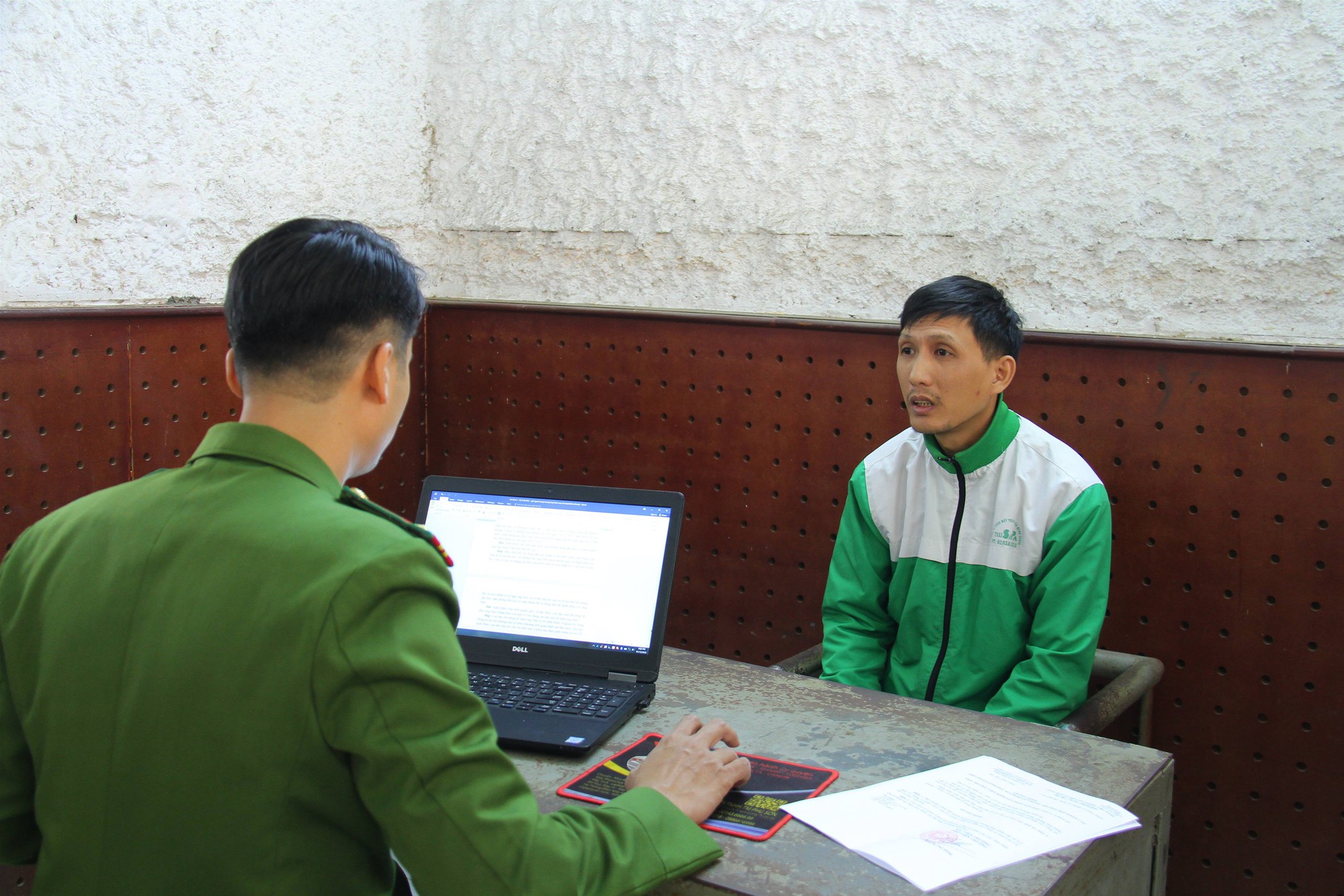 Bắt khẩn cấp Bùi Việt Đức sinh năm 1986 - Ảnh 2.