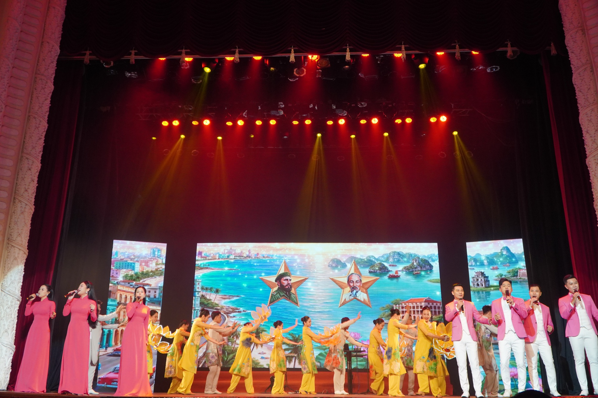 Kỷ niệm 65 năm ngày thiết lập quan hệ ngoại giao giữa Việt Nam và Cuba  - Ảnh 3.