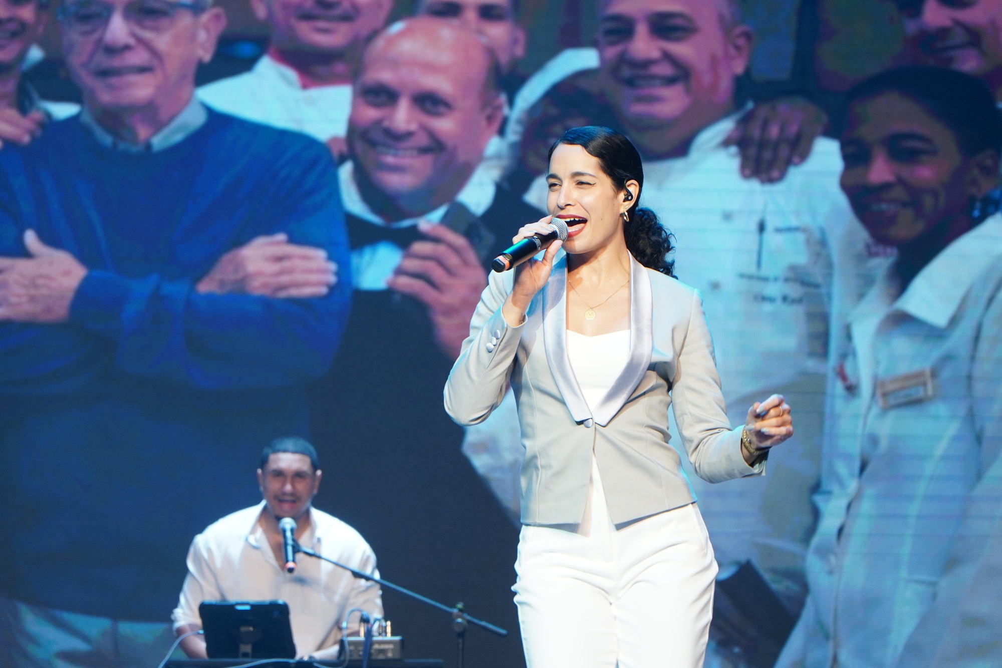 Kỷ niệm 65 năm ngày thiết lập quan hệ ngoại giao giữa Việt Nam và Cuba  - Ảnh 6.