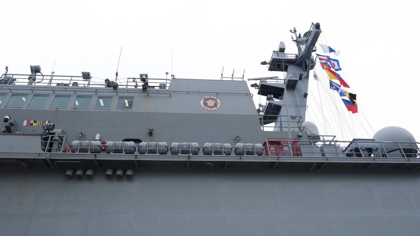 Tàu ROKS Hansando của Hải quân Hàn Quốc thăm Đà Nẵng tăng cường hợp tác quốc phòng - Ảnh 10.