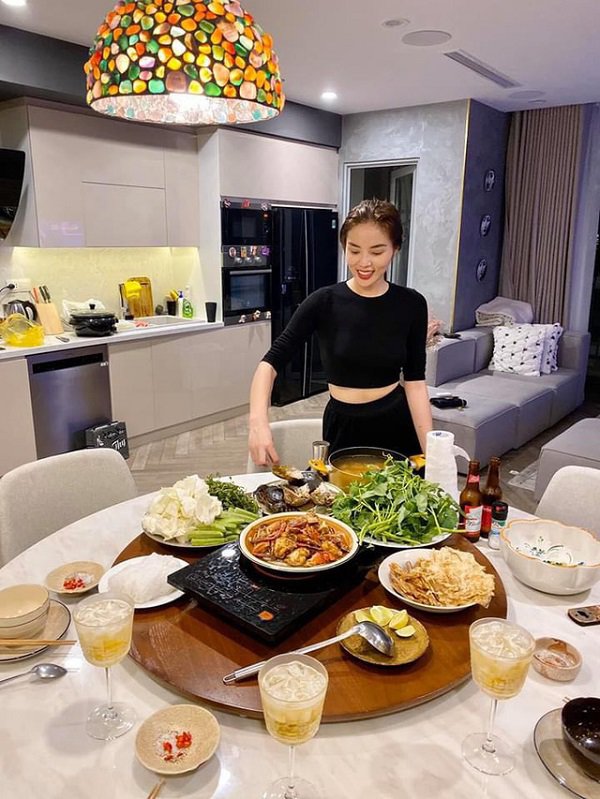 Kỳ Duyên "ăn ở" như thế này ư? - Ảnh 16. Kỳ Duyên "ăn ở" như thế này ư? - Ảnh 16.