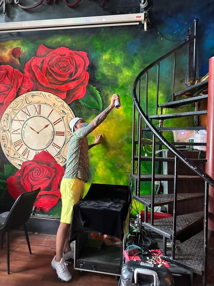 Cuộc sống của Tuấn Hưng trong căn nhà view Hồ Gươm - sân khấu liveshow 0 đồng- Ảnh 5. Cuộc sống của Tuấn Hưng trong căn nhà view Hồ Gươm - sân khấu liveshow 0 đồng- Ảnh 5.