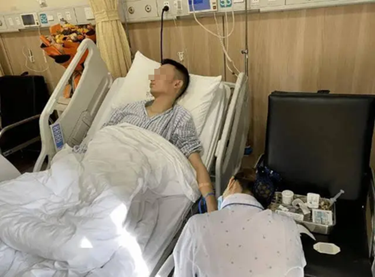 Nam thanh ni&ecirc;n 29 tuổi mắc ung thư dạ d&agrave;y v&igrave; uống gần 300 lần/năm loại nước nhiều người y&ecirc;u th&iacute;ch- Ảnh 1.