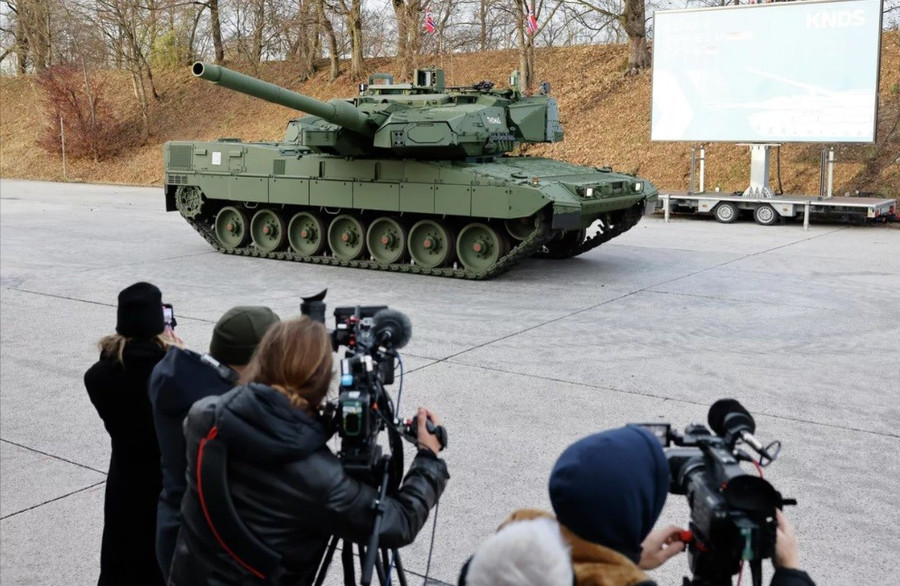 Leopard 2A8 - đột phá công nghệ trong thế giới xe tăng hiện đại - Ảnh 1.