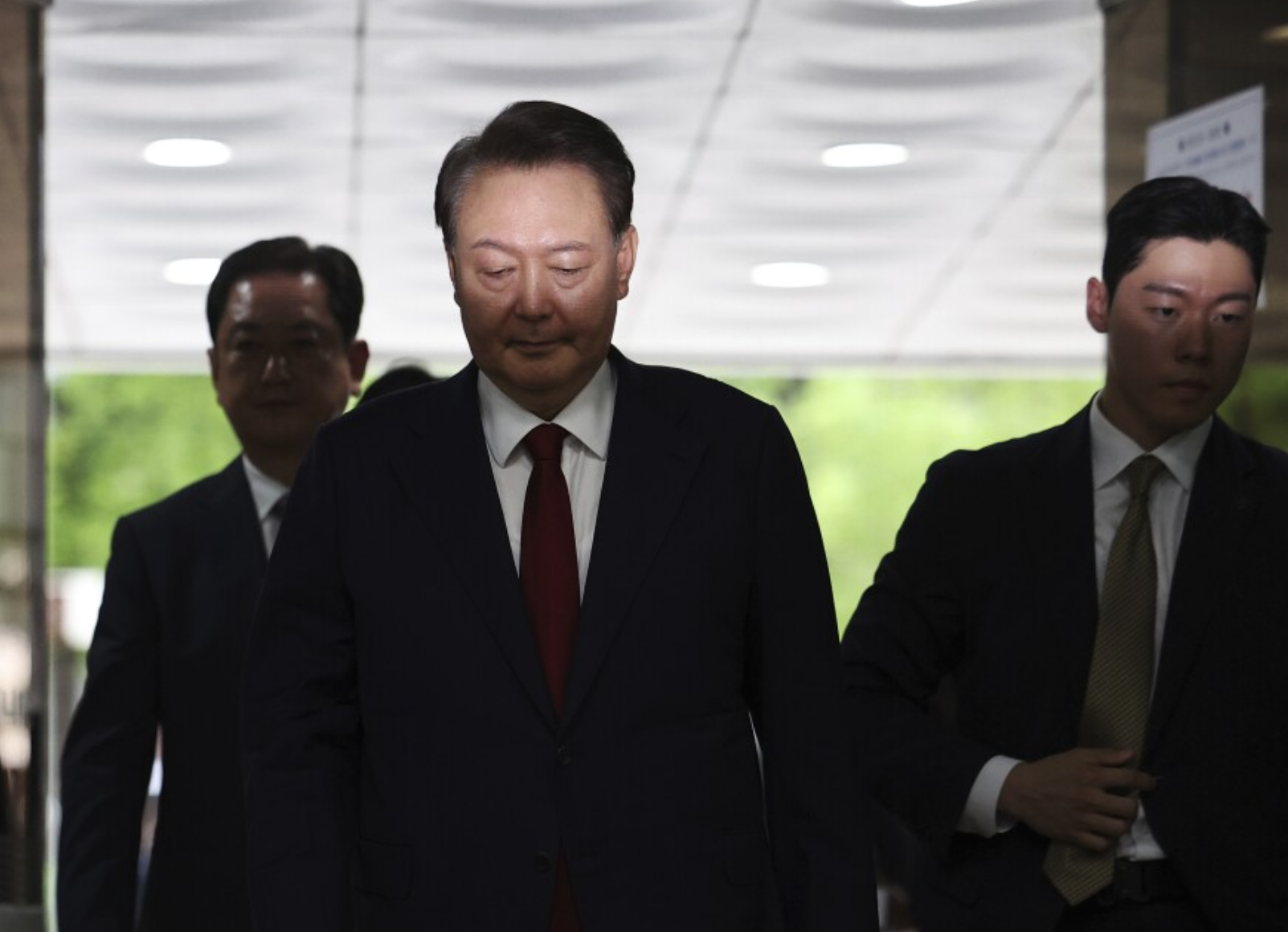 Một năm sau vụ thiết quân luật chấn động Hàn Quốc- Ảnh 1.