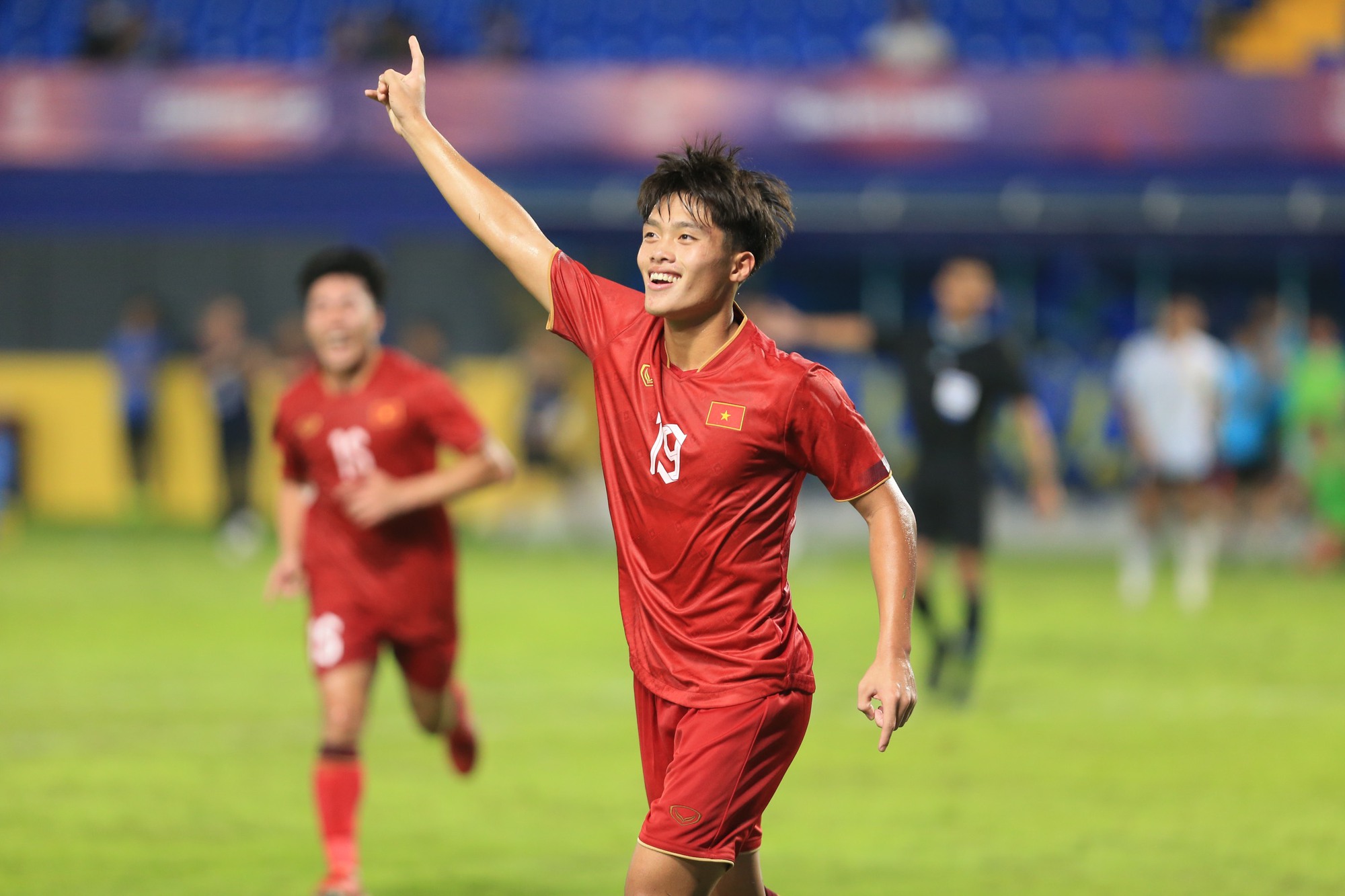 Đội hình U22 Việt Nam vs U22 Lào: HLV Kim Sang-sik “nhấn ga”, tạo sức ép lớn lên Malaysia? - Ảnh 2.