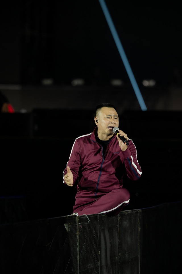 Tự Long đ&uacute;ng l&agrave; chẳng sợ ai, c&aacute;i g&igrave; cũng d&aacute;m thoại- Ảnh 1.