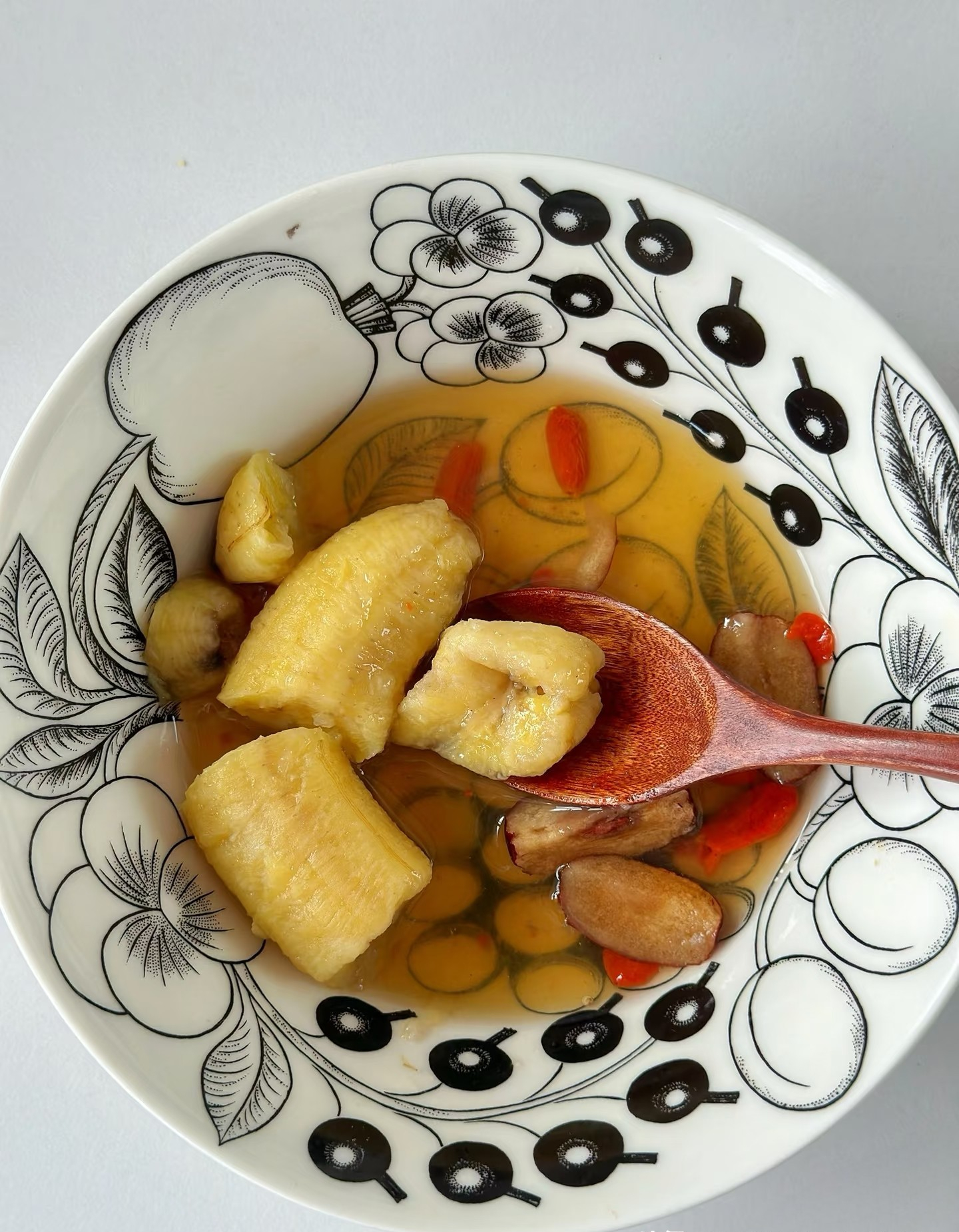 4 loại quả "c&agrave;ng hấp c&agrave;ng bổ", mẹ học ngay b&iacute; k&iacute;p của b&aacute;c sĩ để cả nh&agrave; "bụng ấm, phổi &ecirc;m" suốt m&ugrave;a lạnh - Ảnh 9.