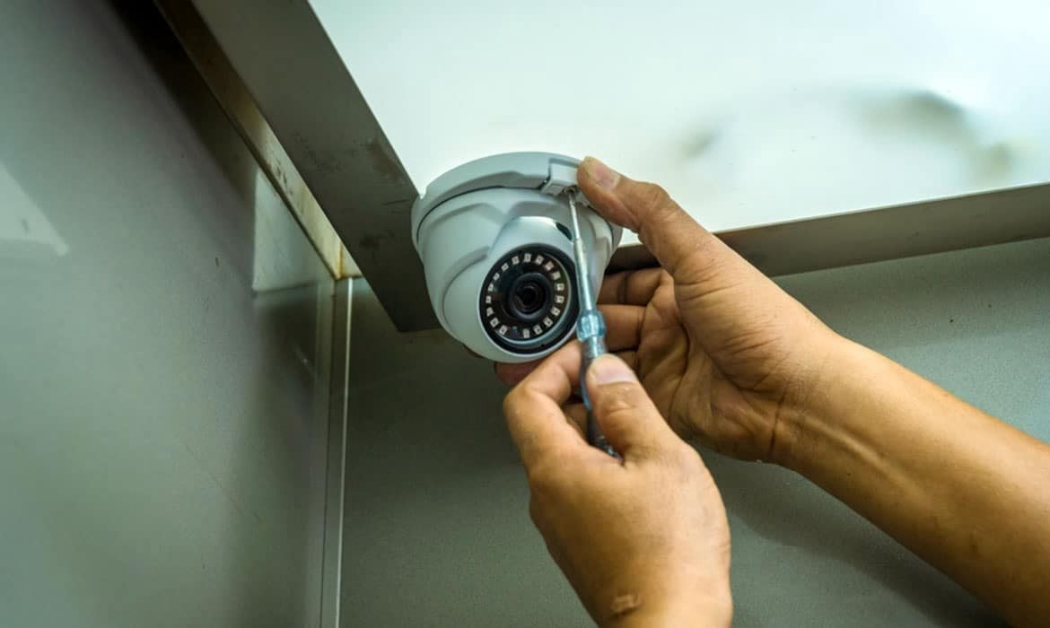 Gia đ&igrave;nh lắp camera cần ch&uacute; &yacute; bảo mật để tr&aacute;nh x&acirc;m nhập v&agrave; r&ograve; rỉ th&ocirc;ng tin - Ảnh 1.