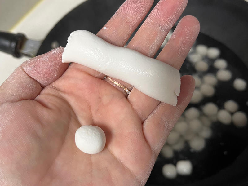 Nhao Bot Nep Vien 1766155162322879628544 1766199929128 17661999297591982807219