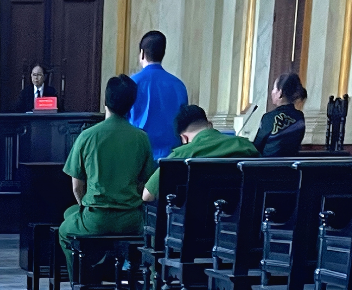 Những tiếng "gi&aacute; như" muộn m&agrave;ng sau song sắt - Ảnh 1.