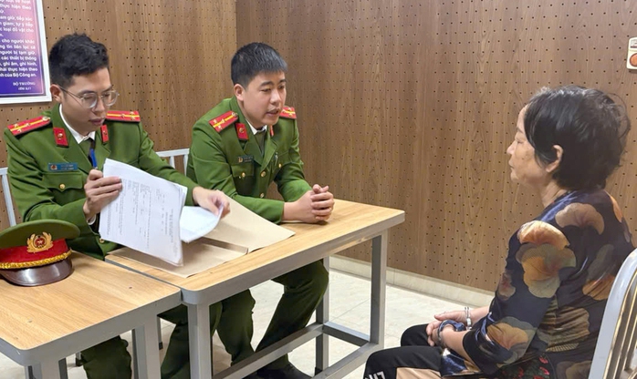 Người phụ nữ "đ&atilde; chết" bỗng trở về 5 năm khai g&igrave; tại cơ quan c&ocirc;ng an? - Ảnh 2.