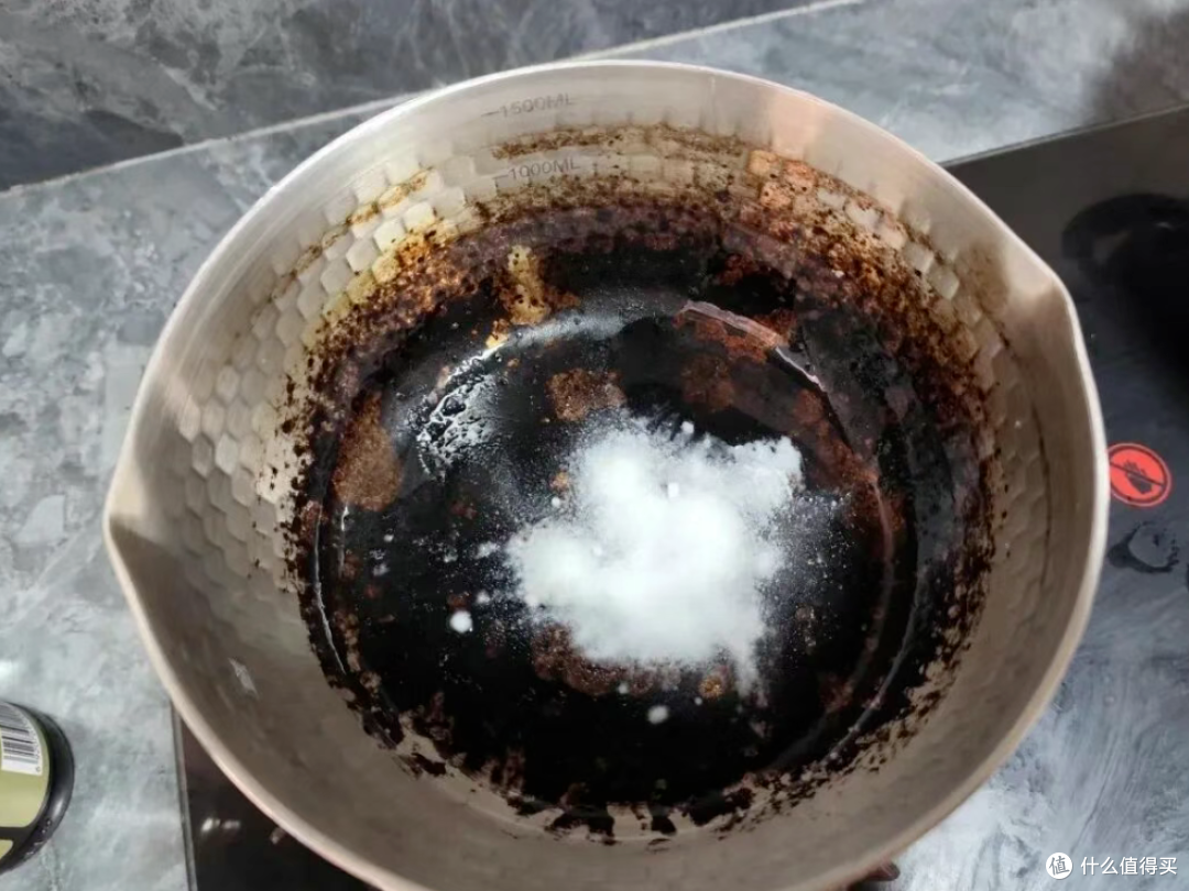 T&ocirc;i thật sự cho&aacute;ng trước c&aacute;ch giới trẻ dọn bếp: D&ugrave;ng to&agrave;n đồ rẻ m&agrave; bếp sạch bong kin k&iacute;t hơn cả sản phẩm đắt- Ảnh 3.