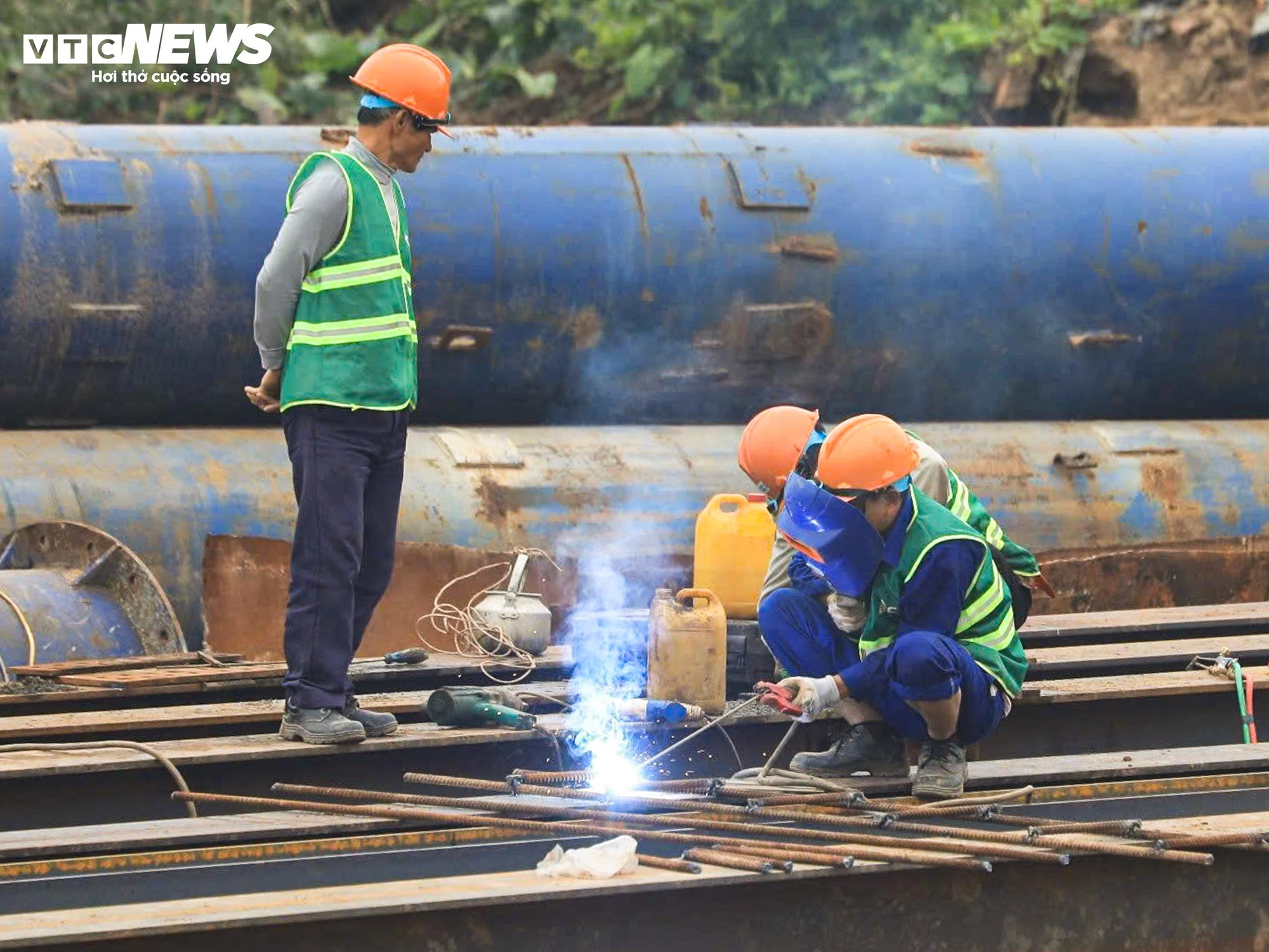 Cầu Mễ Sở: Thi công cầu 4 làn xe kết nối Hà Nội và Hưng Yên - Ảnh 6.