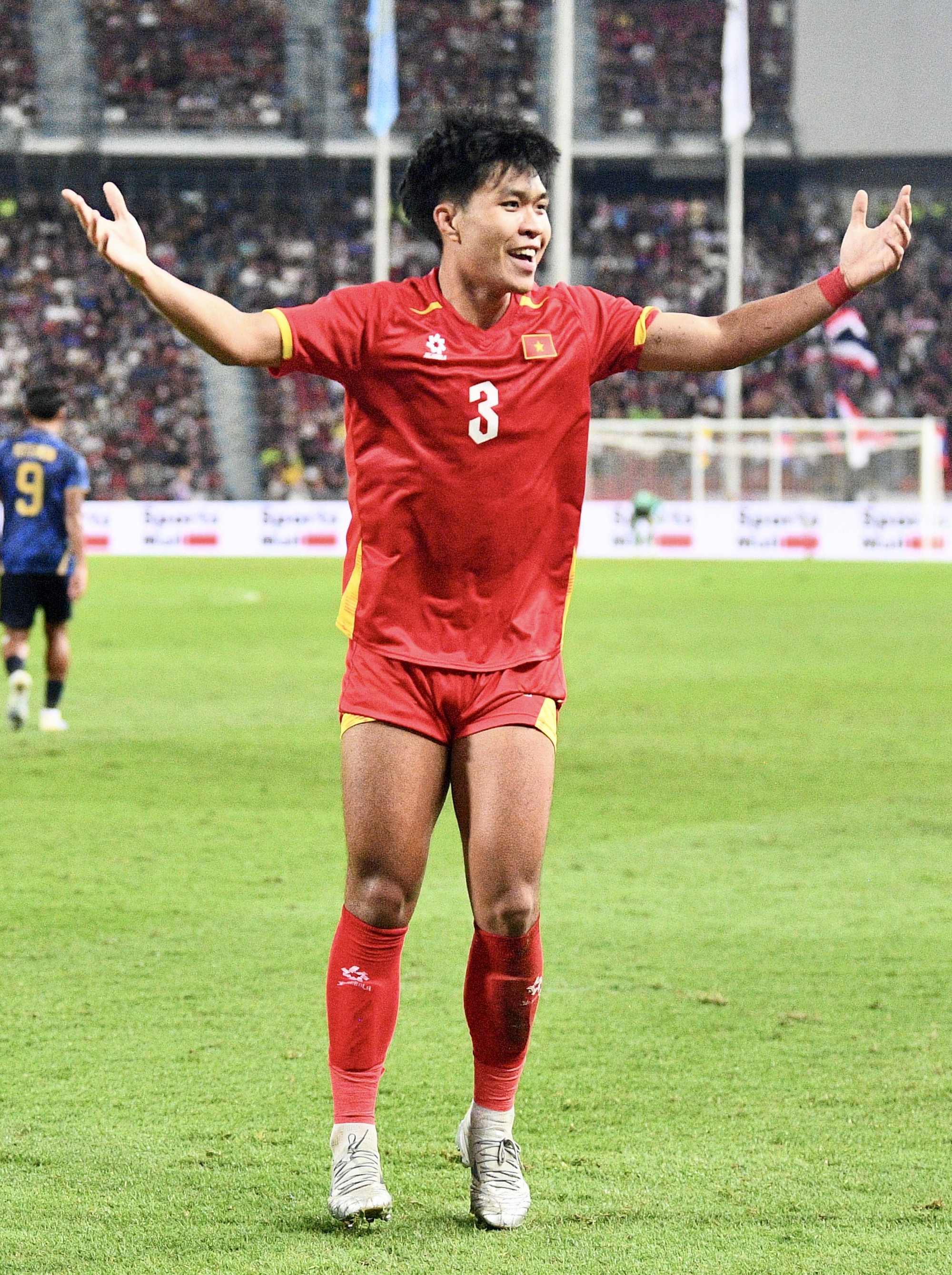 Tuyển thủ U22 Việt Nam g&acirc;y sốt v&igrave; "bớt việc" của phi&ecirc;n dịch vi&ecirc;n, trả lời phỏng vấn bằng tiếng Anh cực mượt - Ảnh 5.