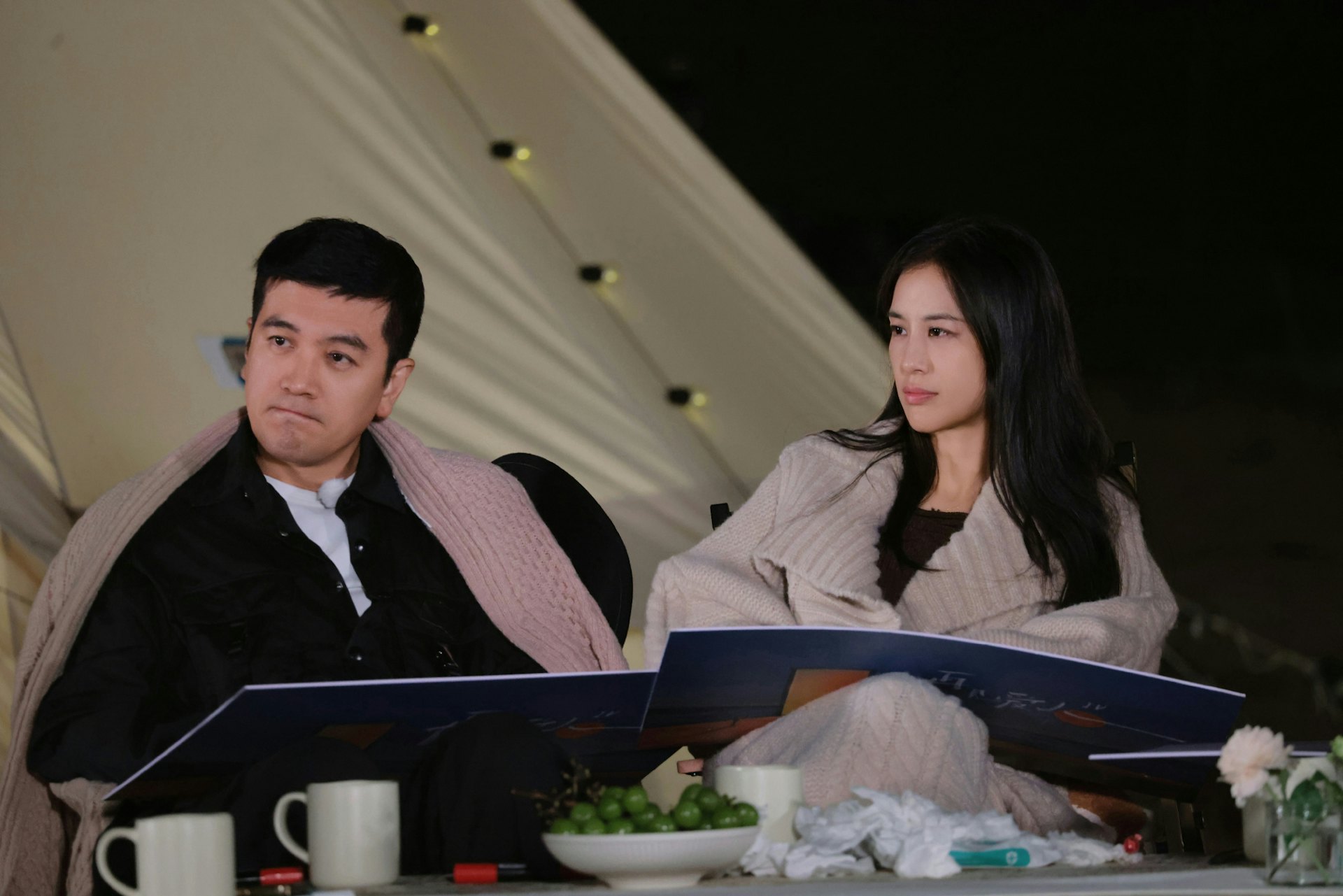 Lố nhất năm 2025: Nữ diễn viên phim giờ vàng quay lại với chồng đại gia mê kiểm soát?  - Ảnh 2.